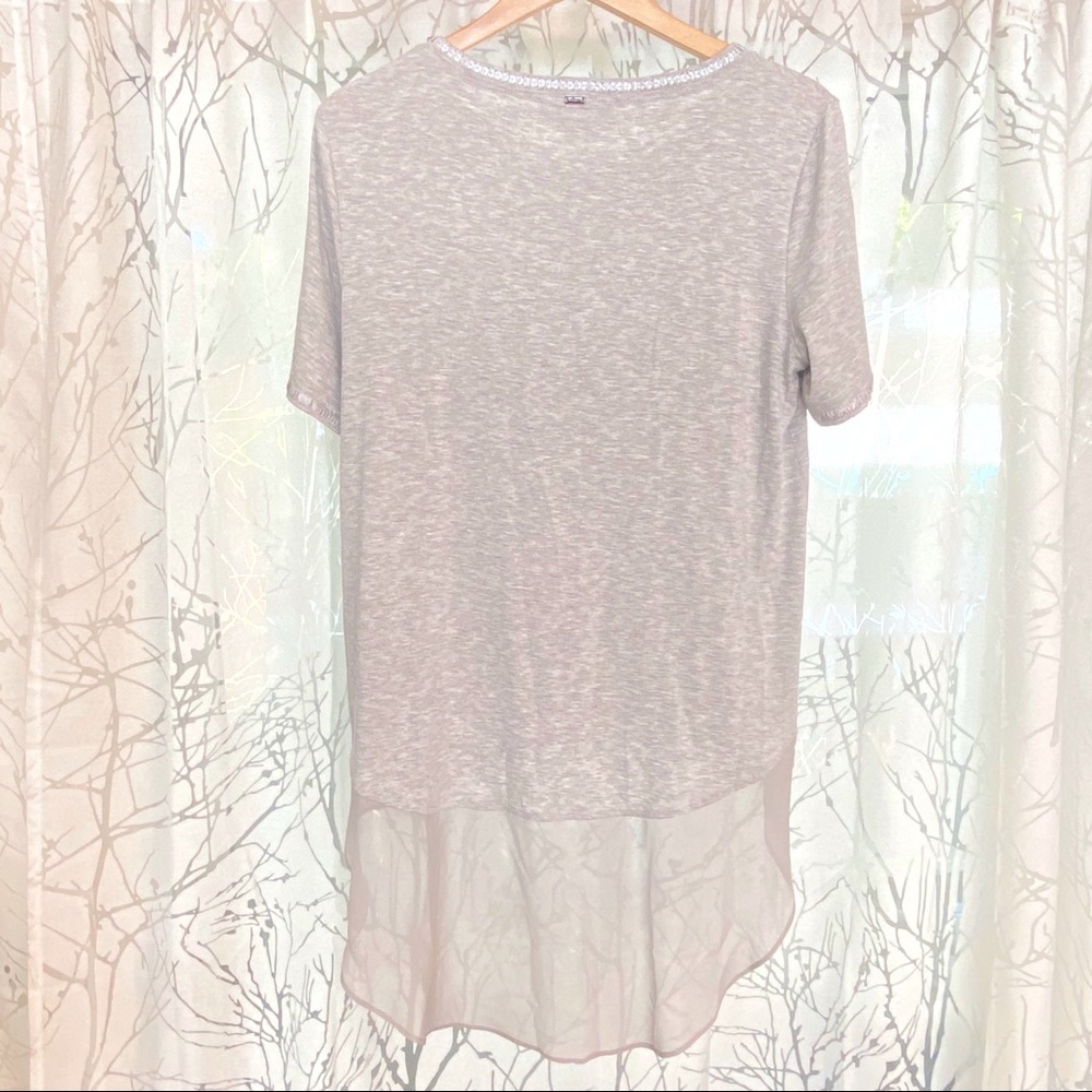 St. John Gray sequin trim scoop neck sheer silk peplum bottom high low Tunic top - Picture 5 of 8